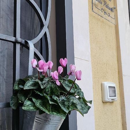 Il Cortile Della Patrona Leilighet Syracuse Eksteriør bilde