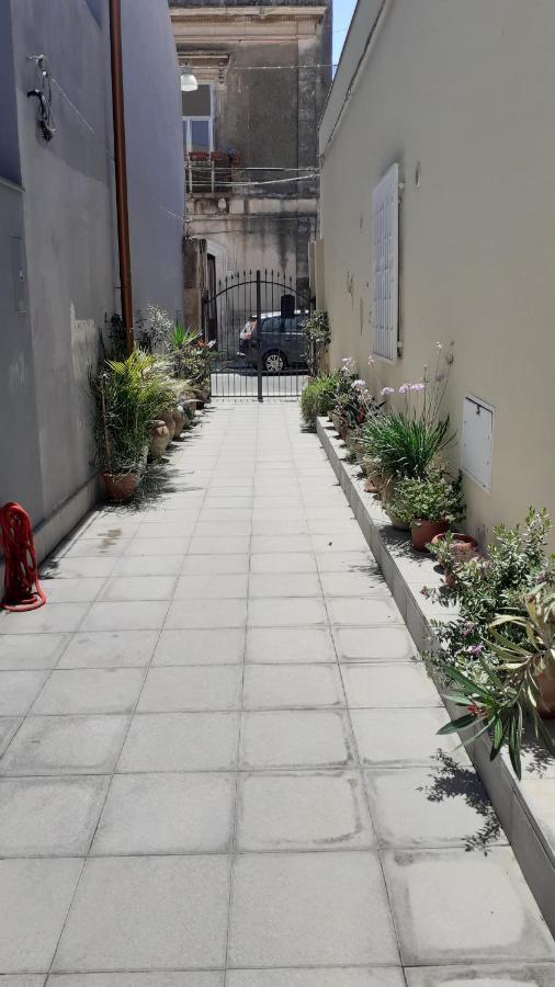 Il Cortile Della Patrona Leilighet Syracuse Eksteriør bilde