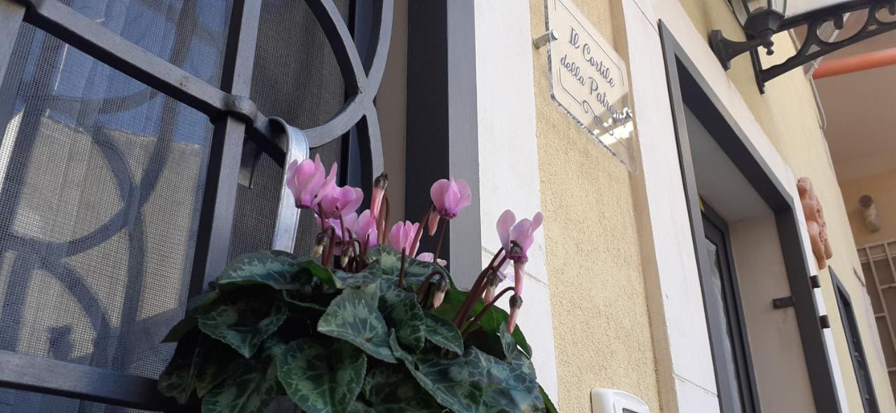 Il Cortile Della Patrona Leilighet Syracuse Eksteriør bilde
